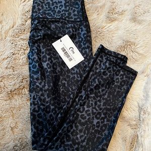 Zyia Active Stone Leopard Scrunchy Light n Luxe Legging 24” Size 12